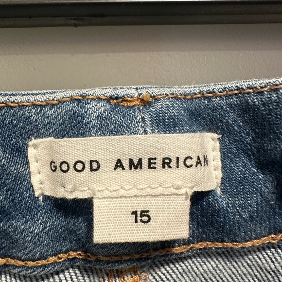 Good American Good Legs Flare Jeans - Picture 7 of 8
